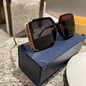 AUTHENTIC Louis Vuitton glasses